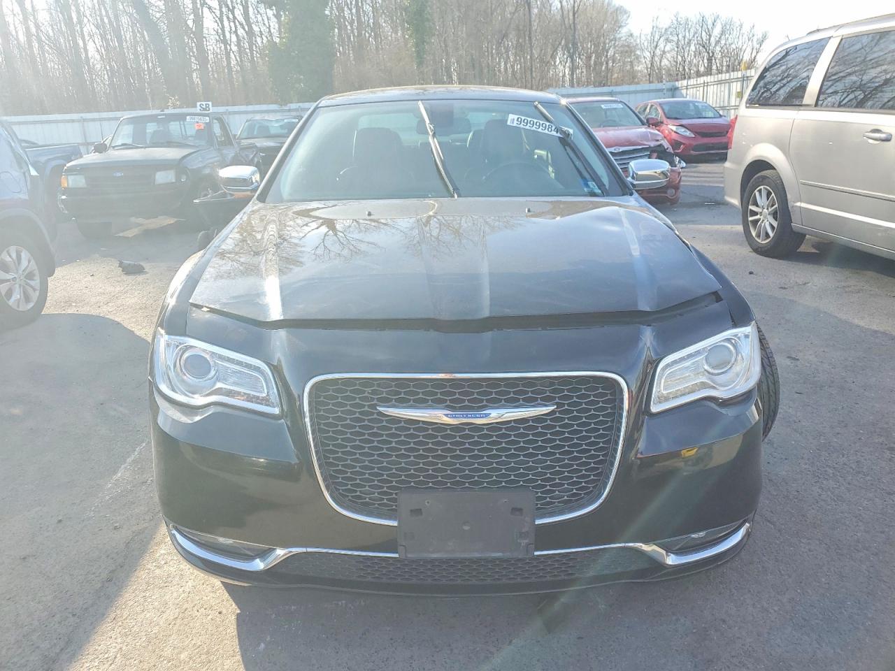 2018 CHRYSLER 300 LIMITED photo 5