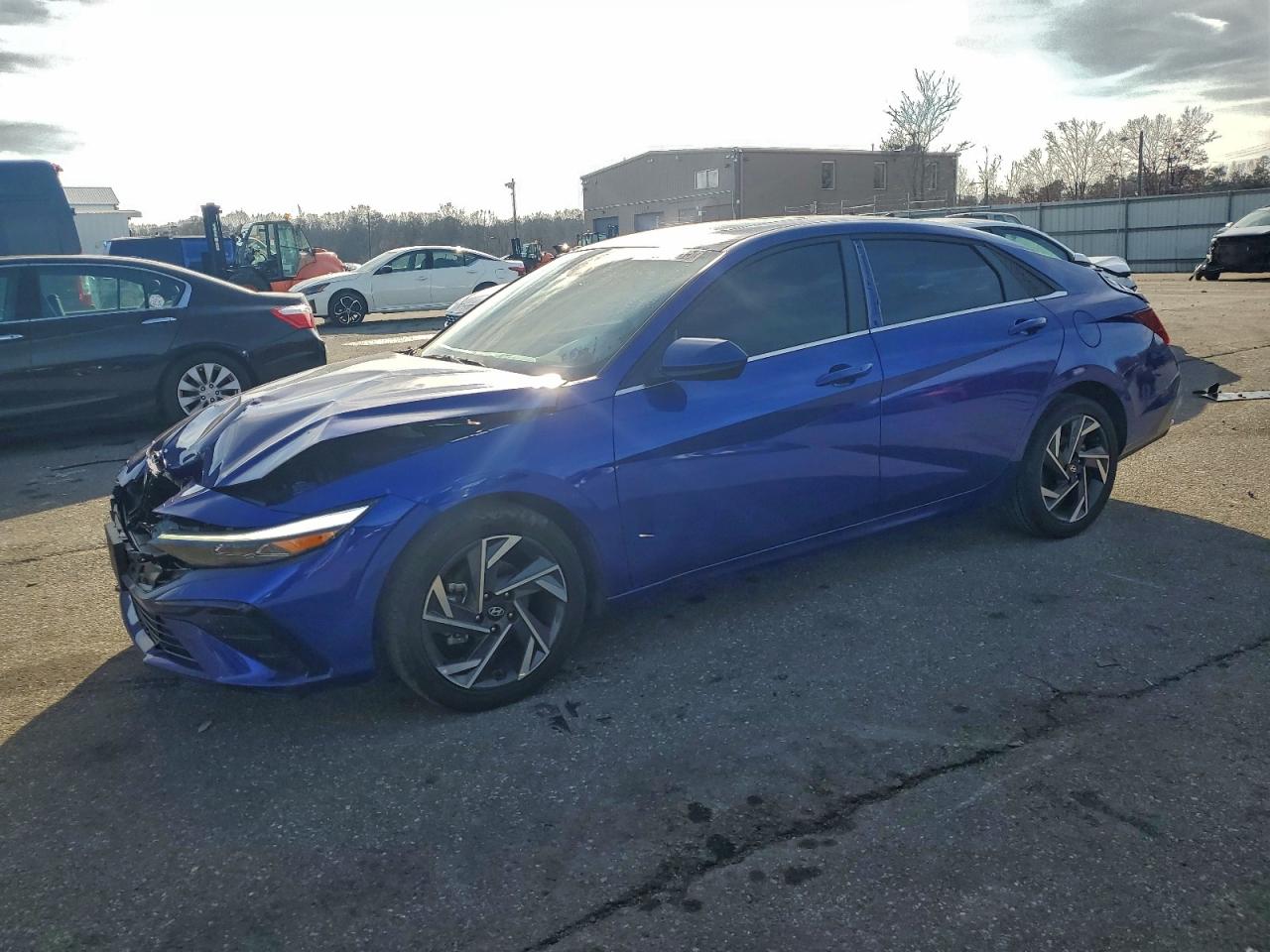 2025 HYUNDAI ELANTRA