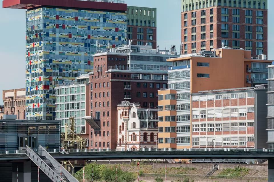 Бывший порт, Dusseldorf