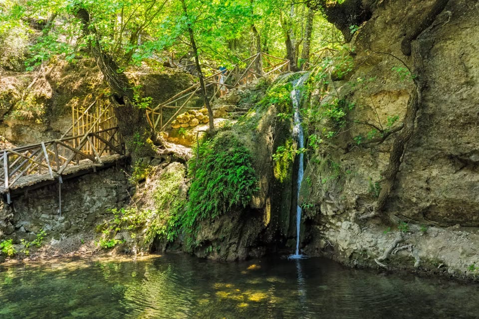 Долина бабочек, Rhodes