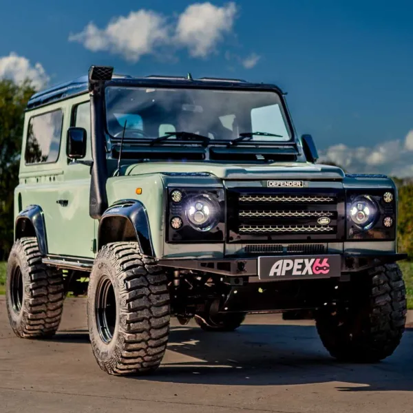 Land Rover Defender 90