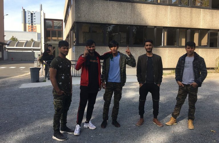 پاریس کې د هرکلي او د وضعیت د ازمویلو مرکزونه