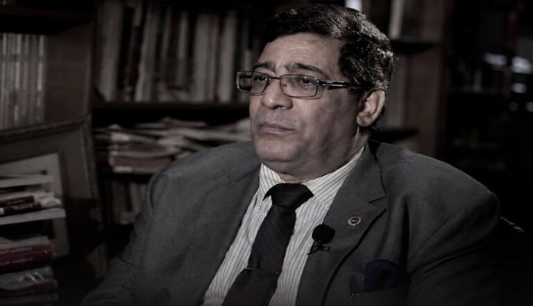 خبراء الأمم المتحدة لحقوق الإنسان يقضون بأن احتجاز مصر للاقتصادي السياسي عبد الخالق فاروق تعسفي ويطالبون بالإفراج الفوري عنه