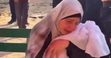 رأت فيه عزاءً بعد رحيل أشقائه.. أم فلسطينية تفقد طفلها الرابع شهيدًا جراء الحرب