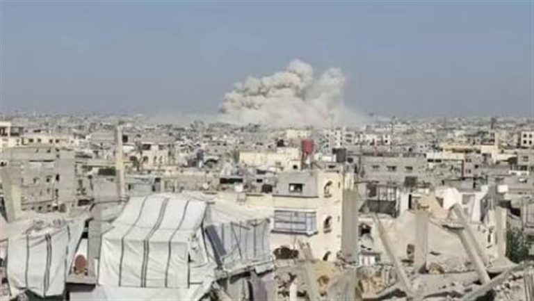 الاحتلال الإسرائيلي ينفذ عمليات نسف للمباني في مخيم البريج وسط غزة