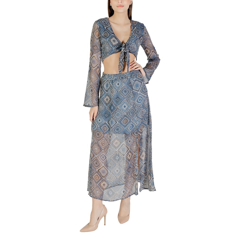 Only Blaues Oberteil aus recyceltem Polyester – Bild 5