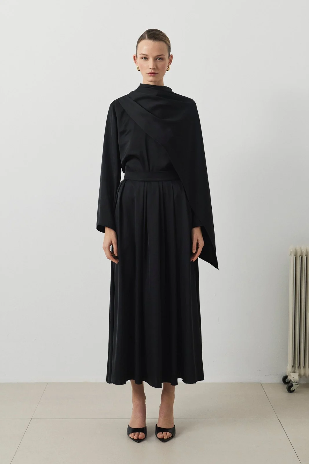 Terzi Dükkanı Milano Şal Detaylı Etekli Takım