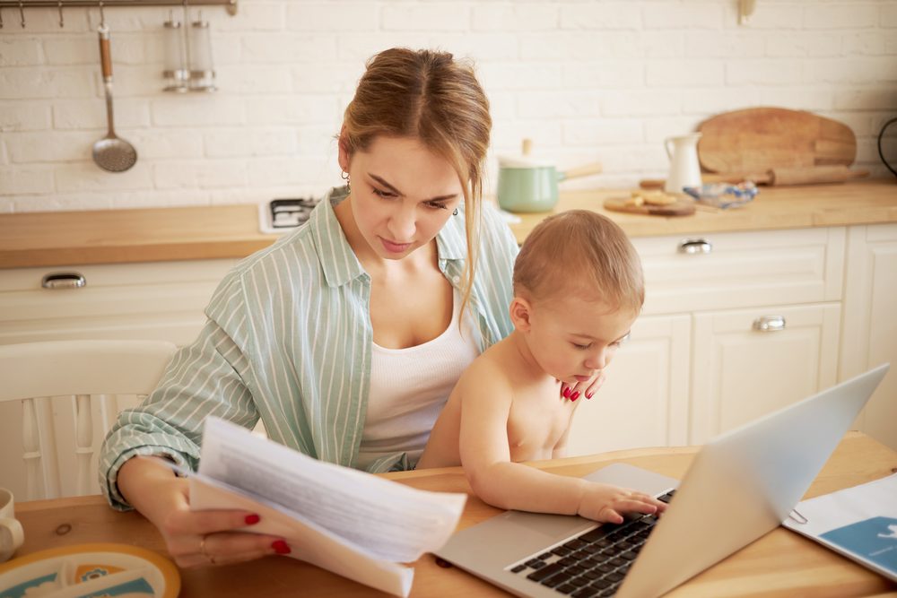 Kiedy wstrzymują Kindergeld? 7 Powodów i jak odzyskać świadczenie?