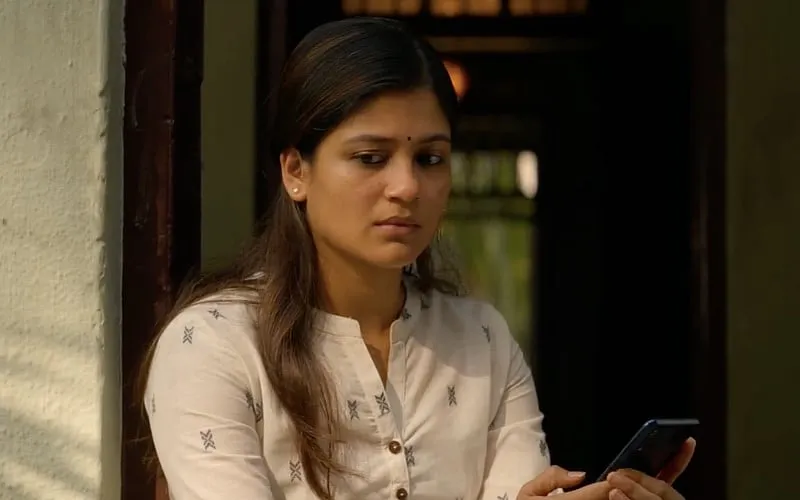 Photo 6 of Aditi Balan