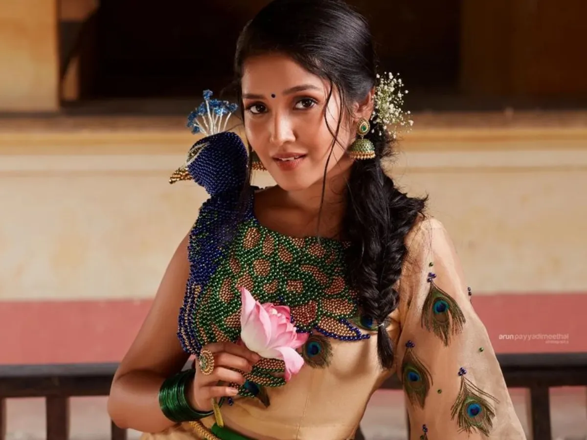 Photo 7 of Anikha Surendran 