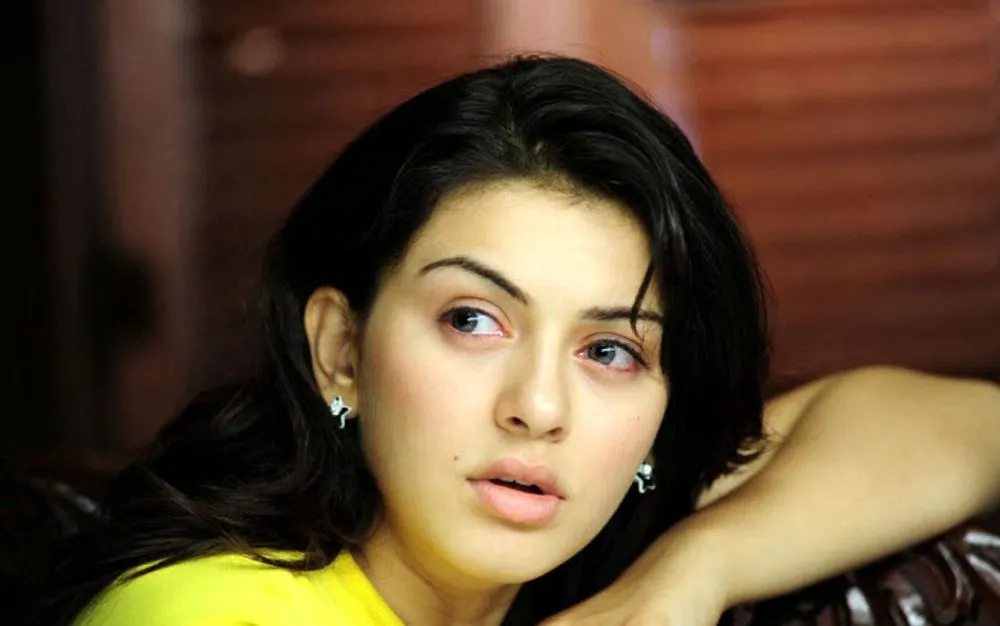 Photo 2 of Hansika Motwani