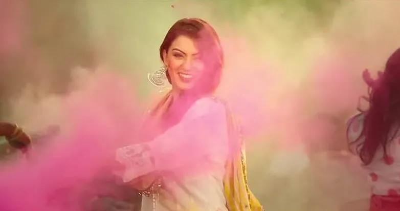 Photo 4 of Hansika Motwani