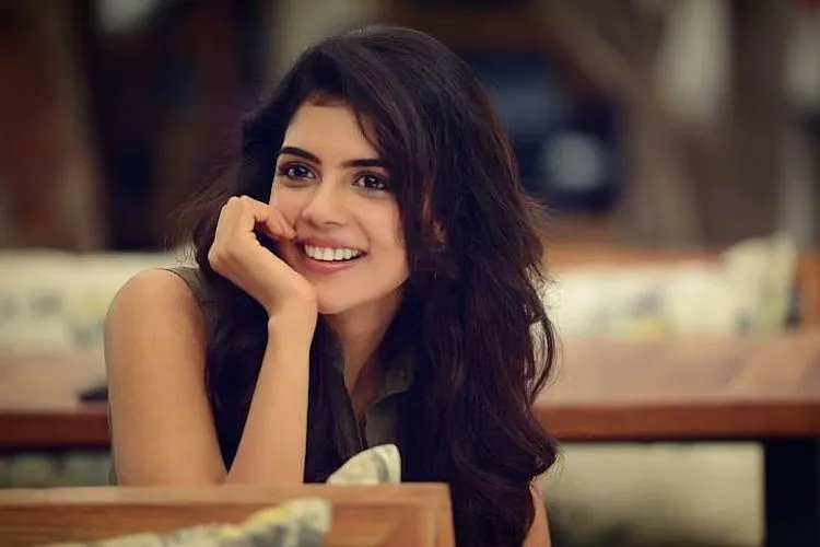 Photo 7 of Kalyani Priyadarshan 