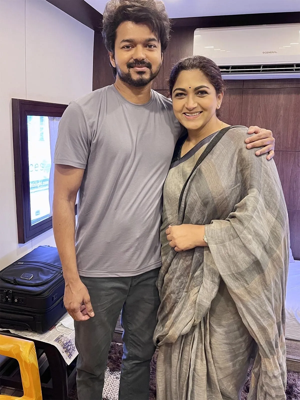 Photo 3 of Khushbu Sundar