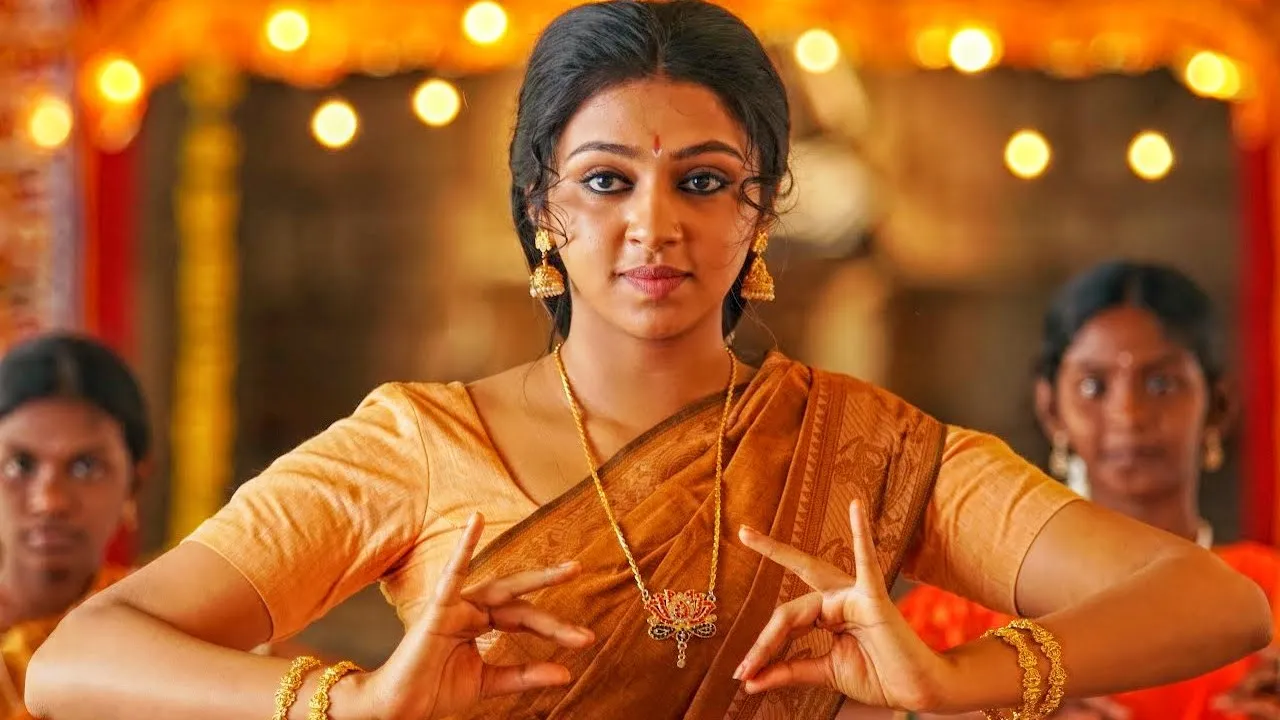 Photo 7 of Lakshmi Menon