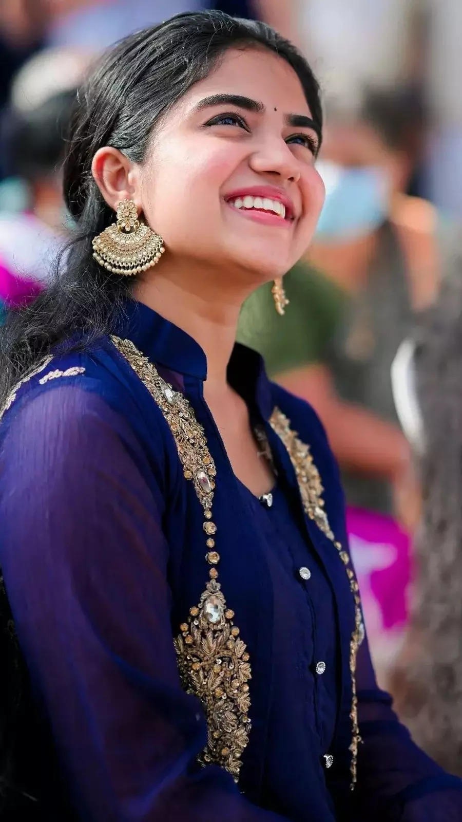 Photo 3 of Malavika Manoj