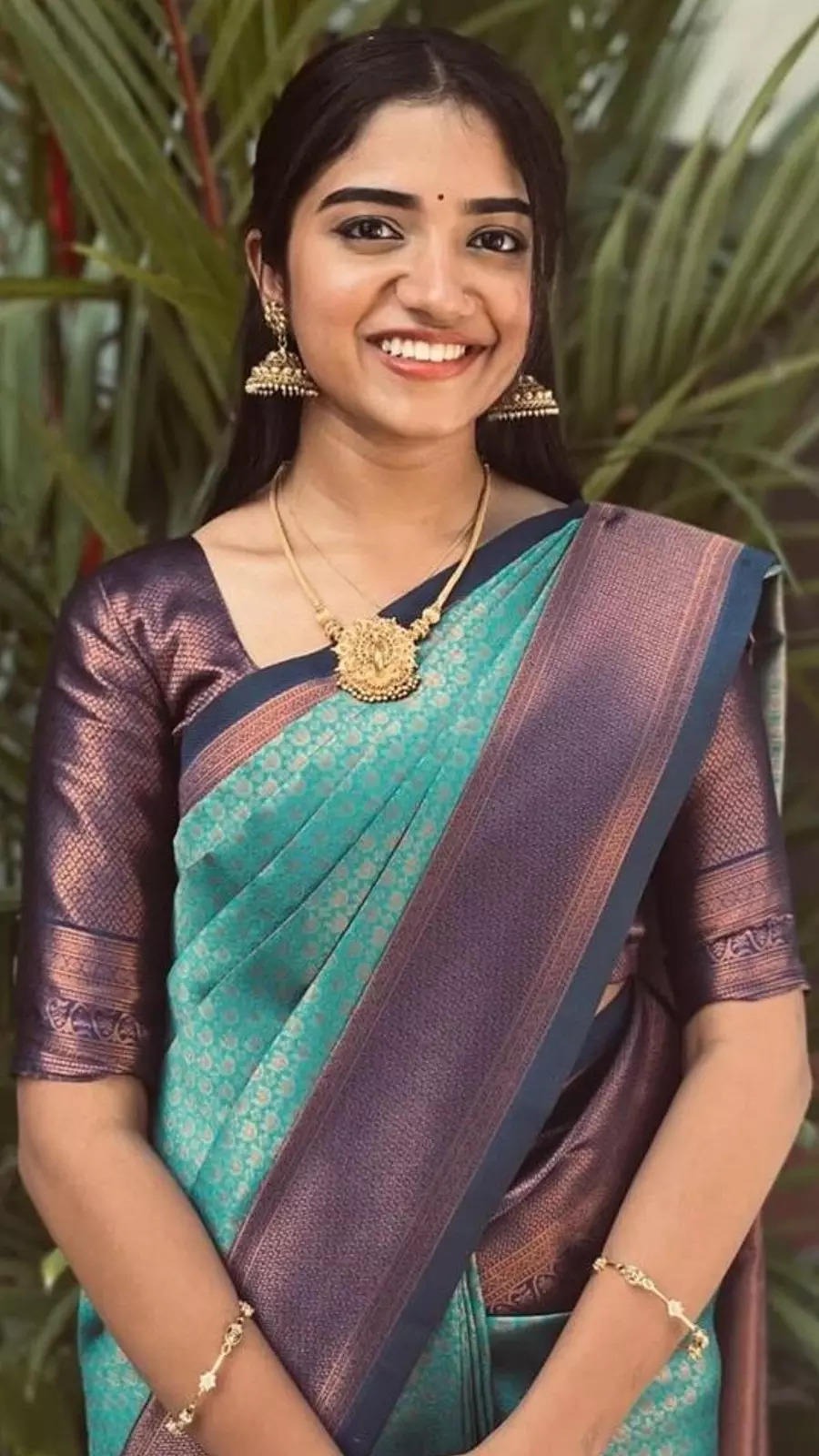 Photo 8 of Malavika Manoj