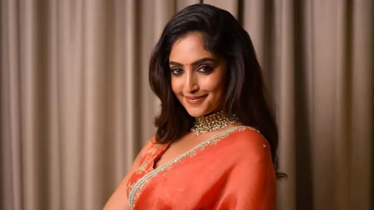 Photo 5 of Reba Monica John