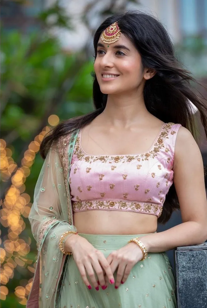 Photo 5 of Sanjana Sarathy