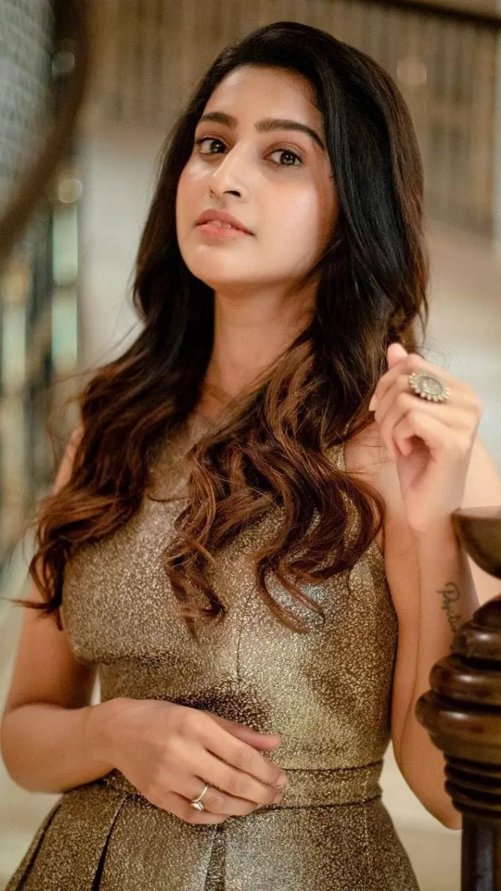 Photo 8 of Tanya Ravichandran 