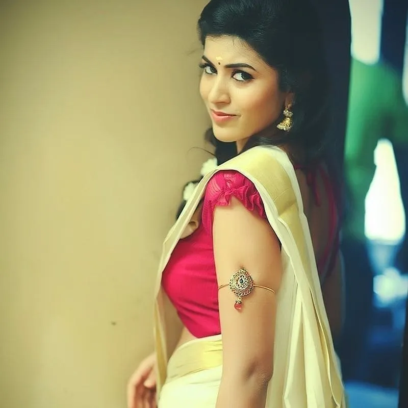 Photo 4 of Anju Kurian