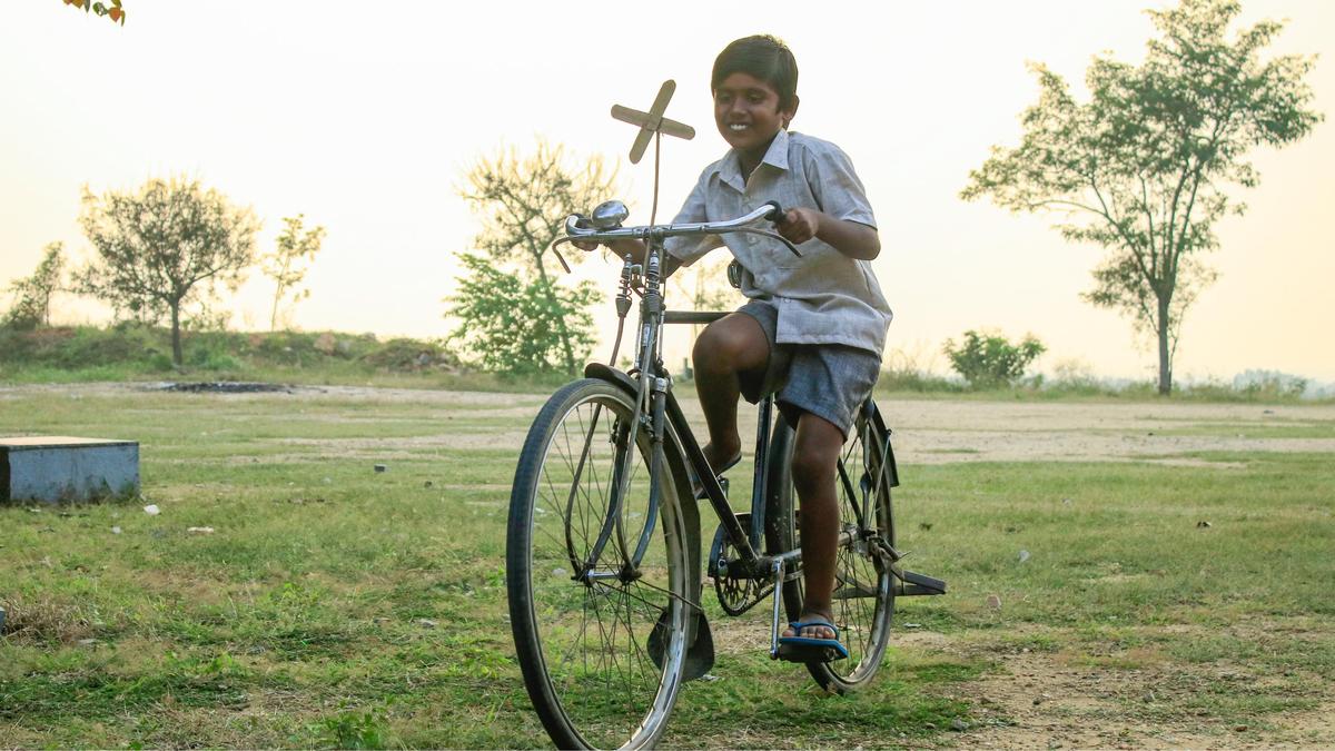 Photo 1 of Kurangu Pedal