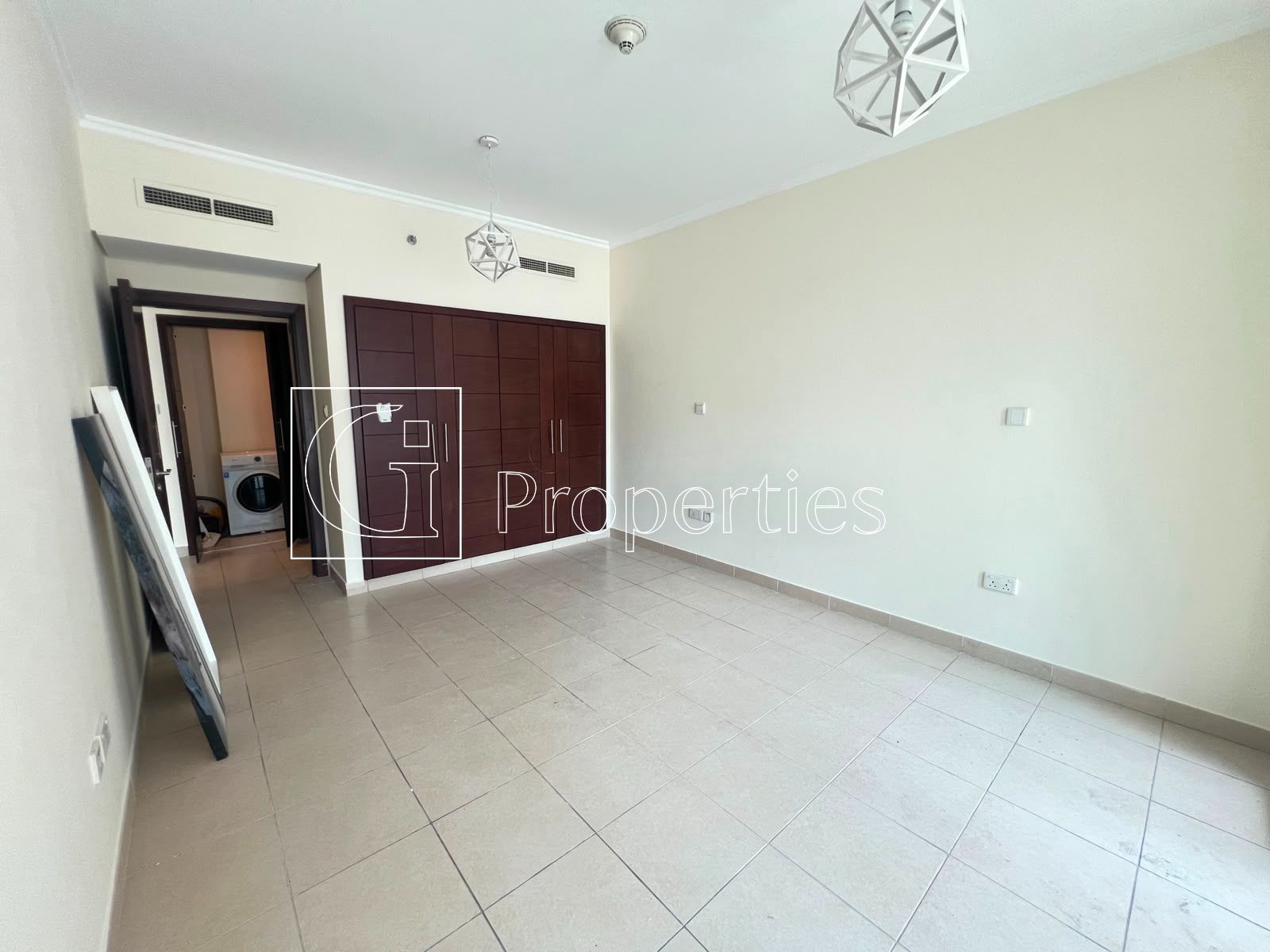 Ready to move | Big Layout | Close to amenities - 6