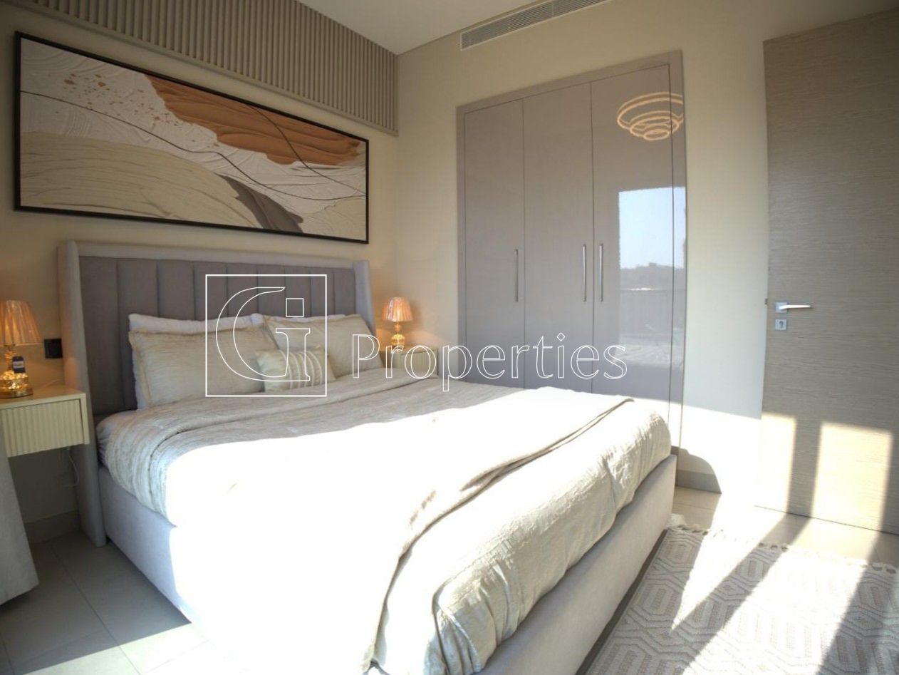 Facing Pool View | Fully Furnished | Vacant - 7