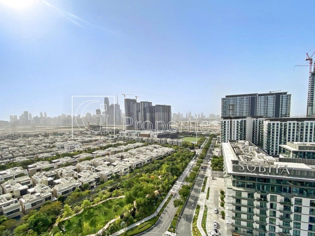 Facing Pool View | Fully Furnished | Vacant - 17