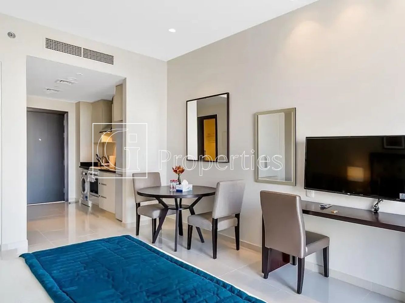 Elegant Studio | Bright Layout | With Parking - 2