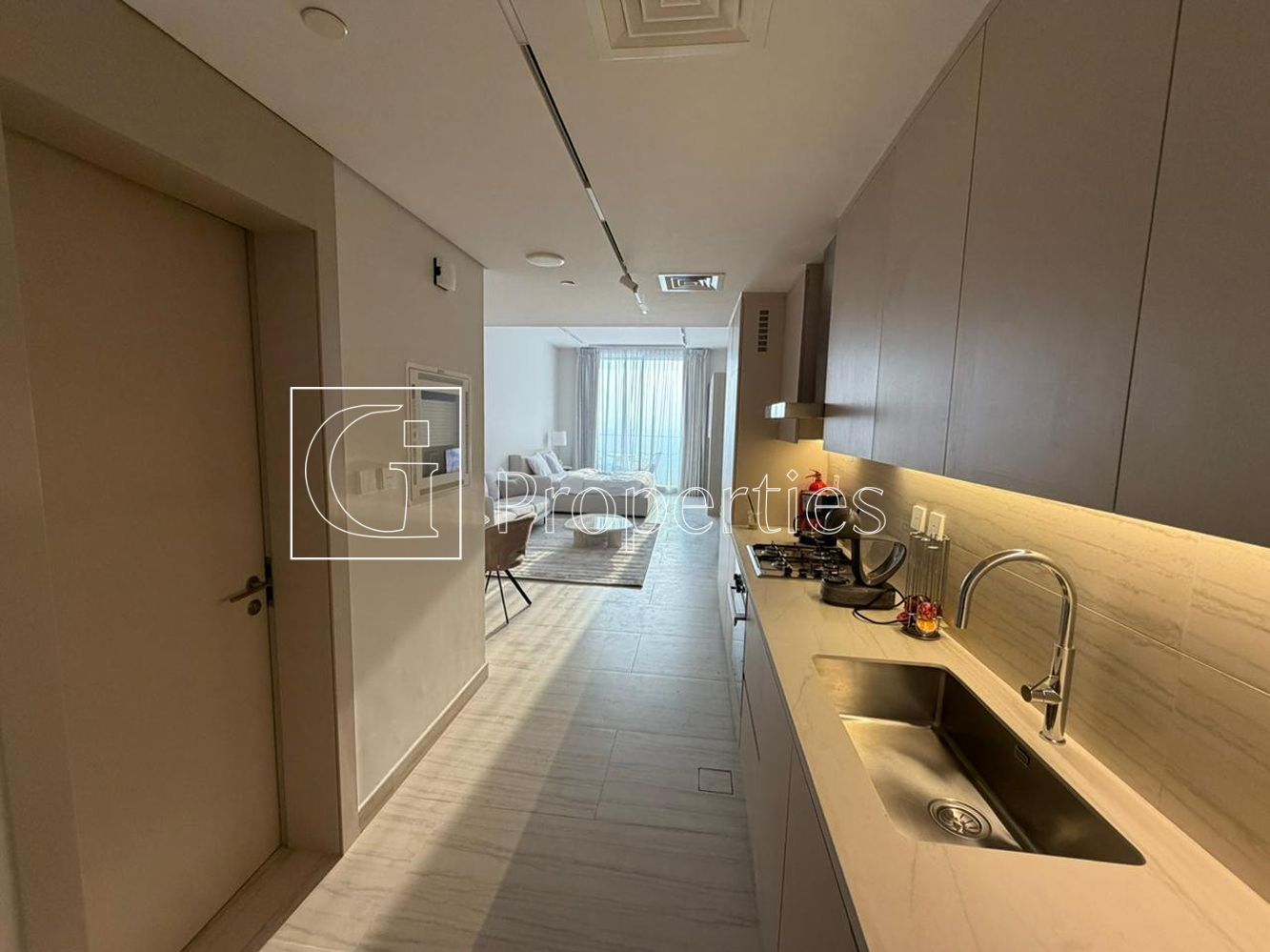 Ready to move In | Pool view | 2 cheques - 6