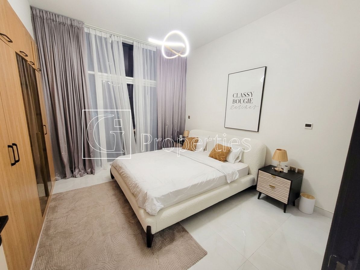 Fully Furnsihed | Brand New | Skyline View - 7