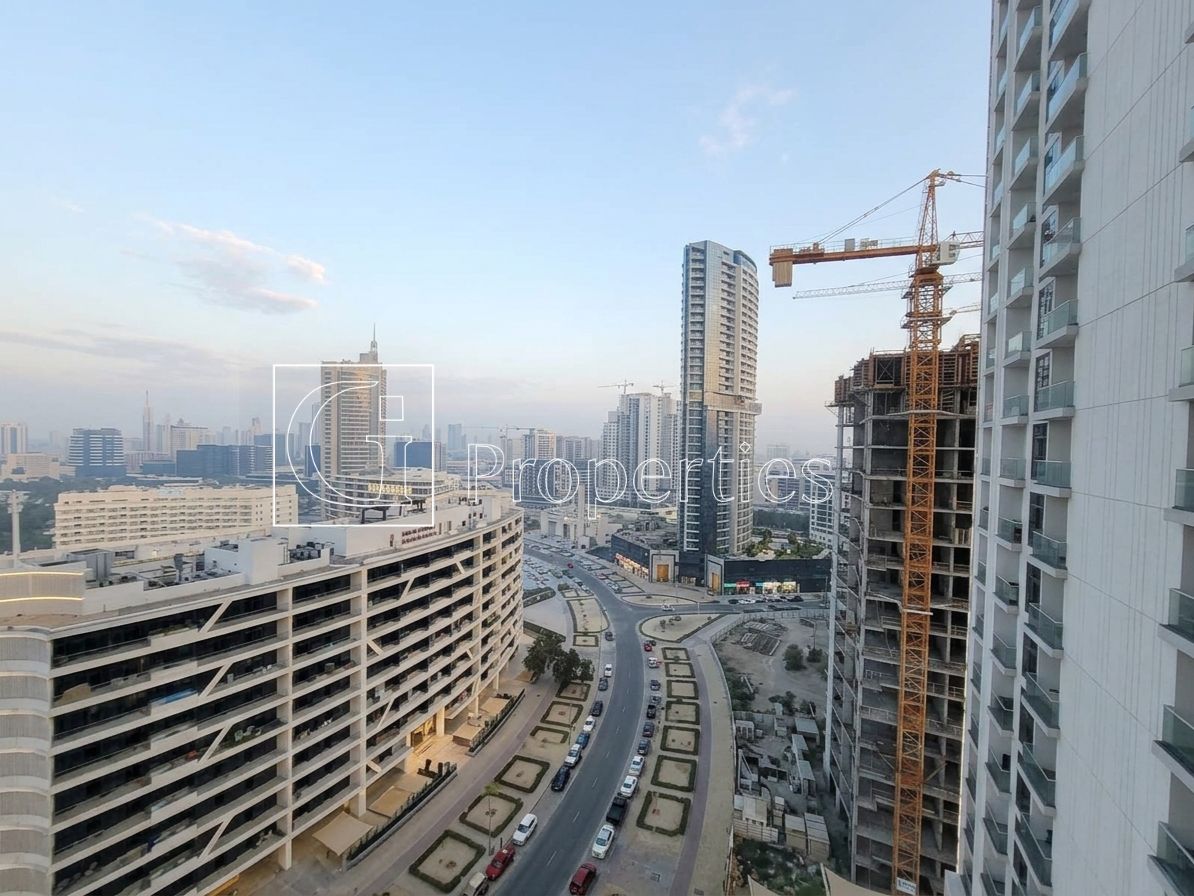 Fully Furnsihed | Brand New | Skyline View - 10