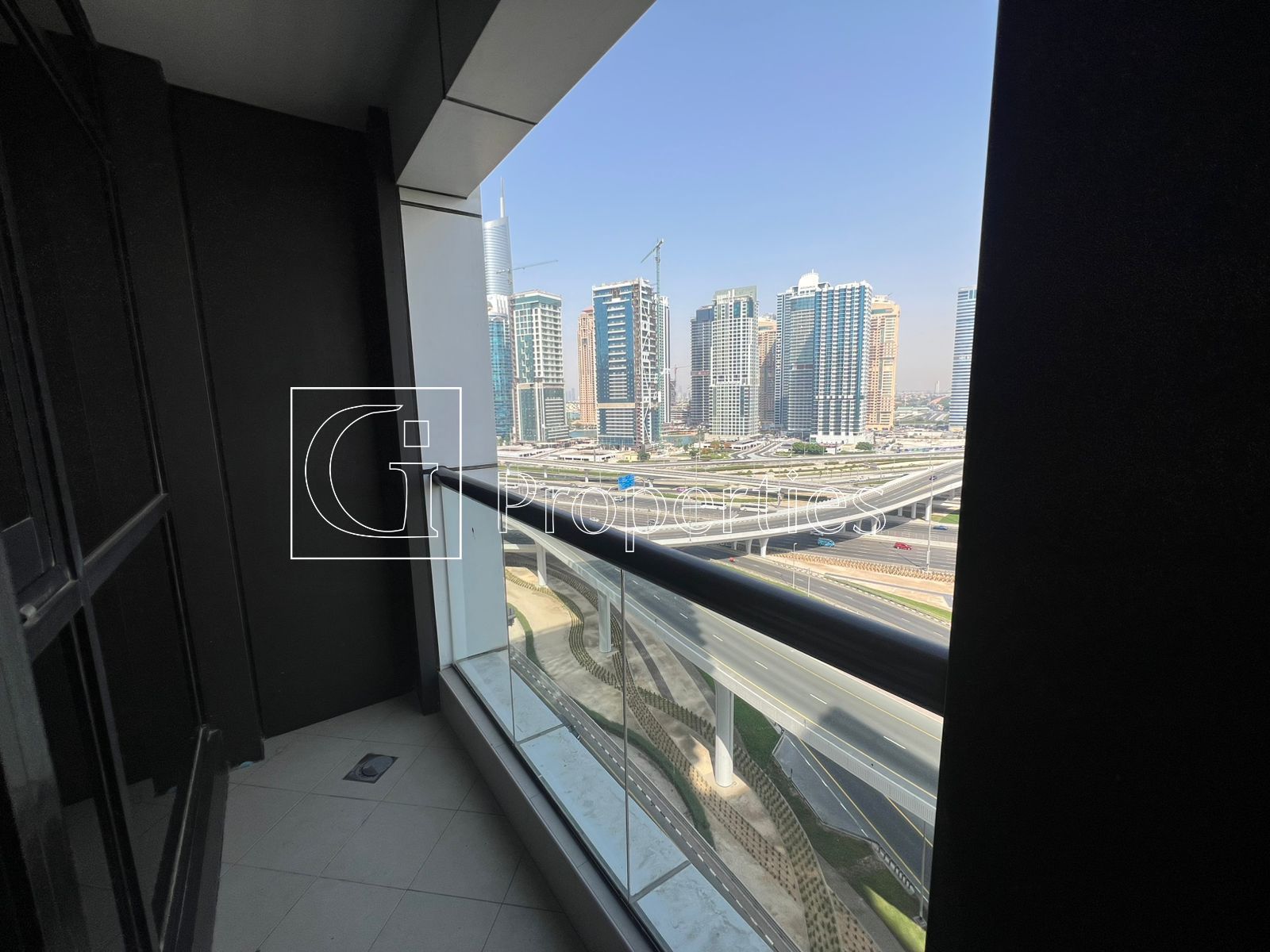 12 Cheques | Unfurnished | Price option - 1