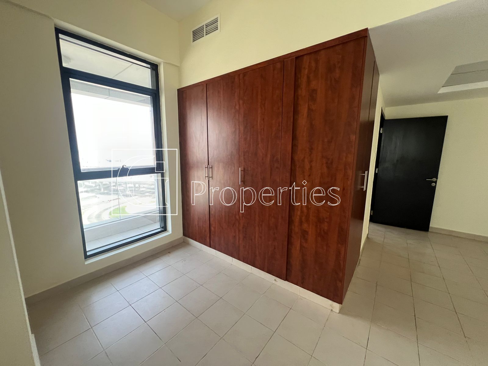 12 Cheques | Unfurnished | Price option - 5
