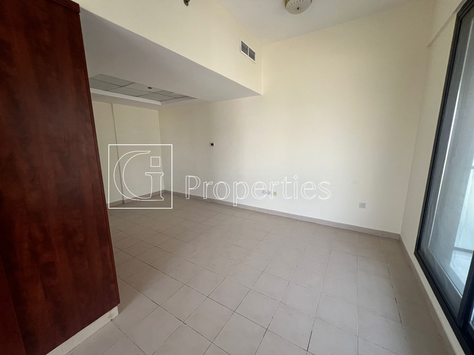 12 Cheques | Unfurnished | Price option - 7
