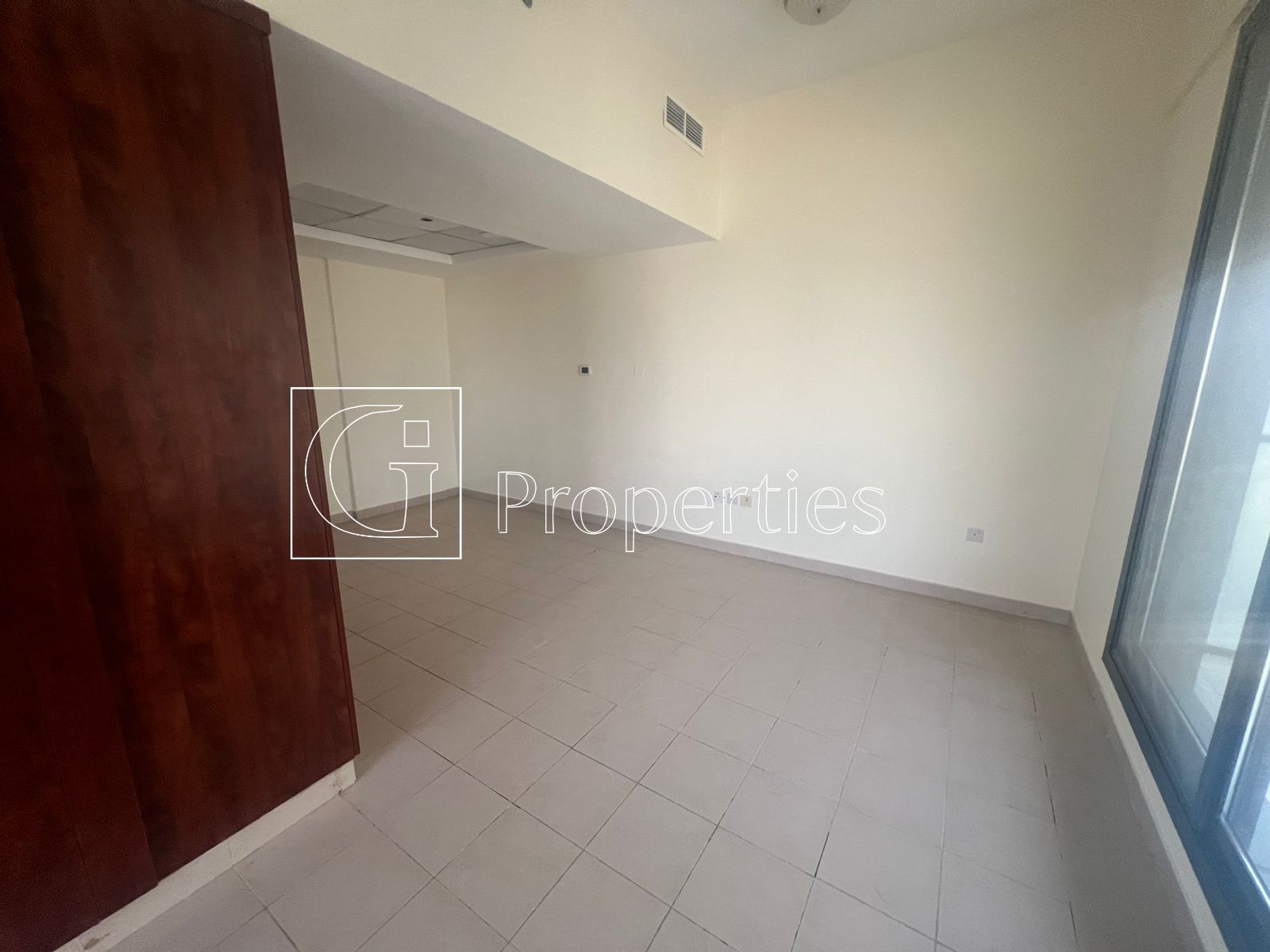 12 Cheques | Unfurnished | Price option - 9