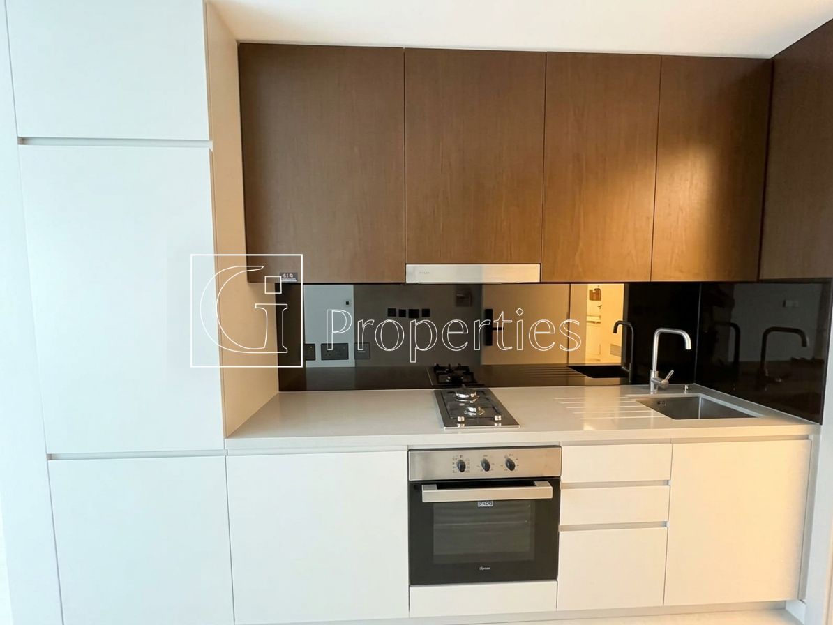 High Floor | Vacant | Brand New | Equipped Kitchen - 5