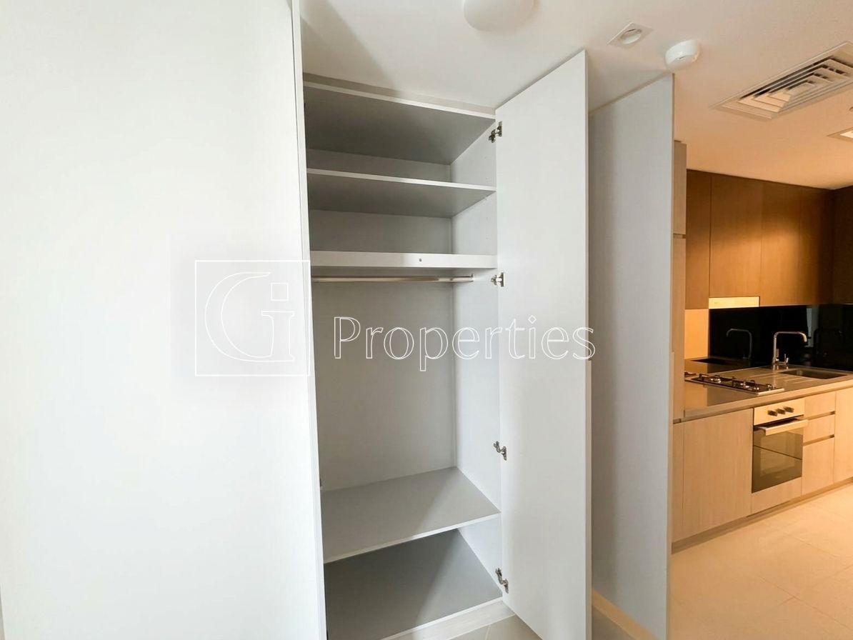 High Floor | Vacant | Brand New | Equipped Kitchen - 6