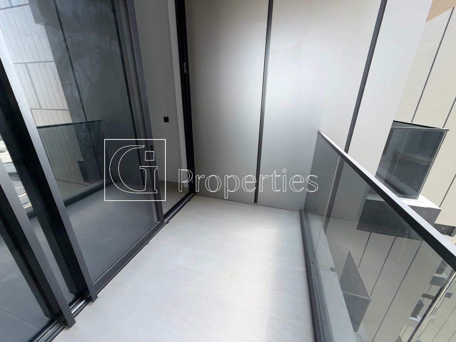 High Floor | Vacant | Brand New | Equipped Kitchen - 9
