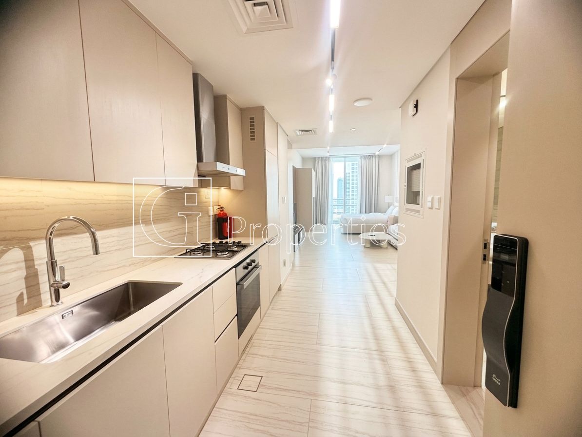 Brand New | Furnished | Pool View | 4 Cheques - 2