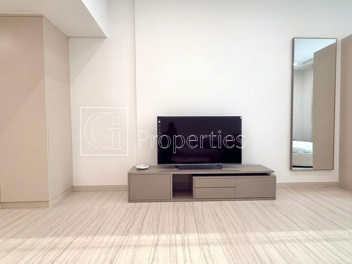 Brand New | Furnished | Pool View | 4 Cheques - 6