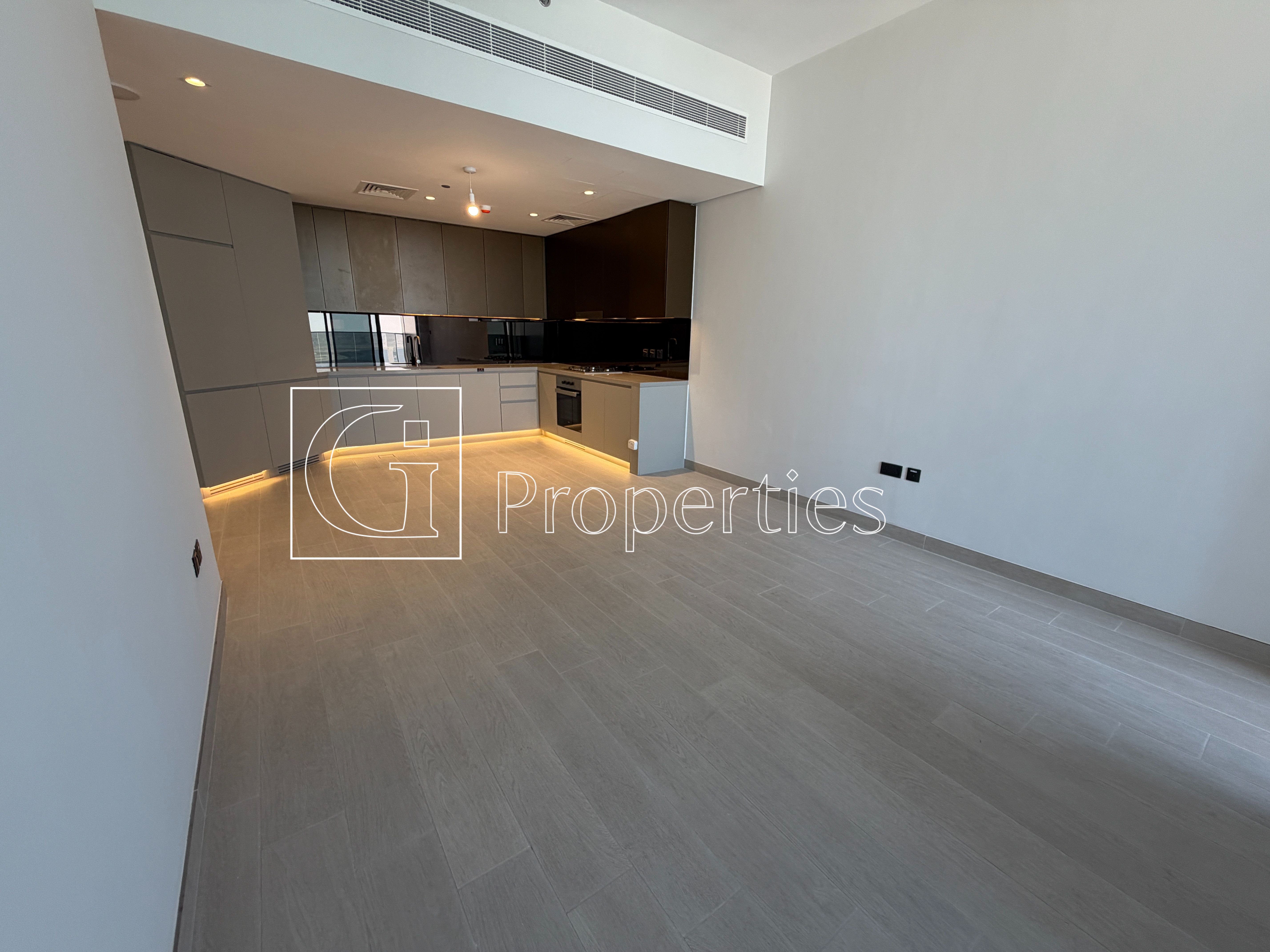 High floor| vacant | open kitchen | brand new - 1