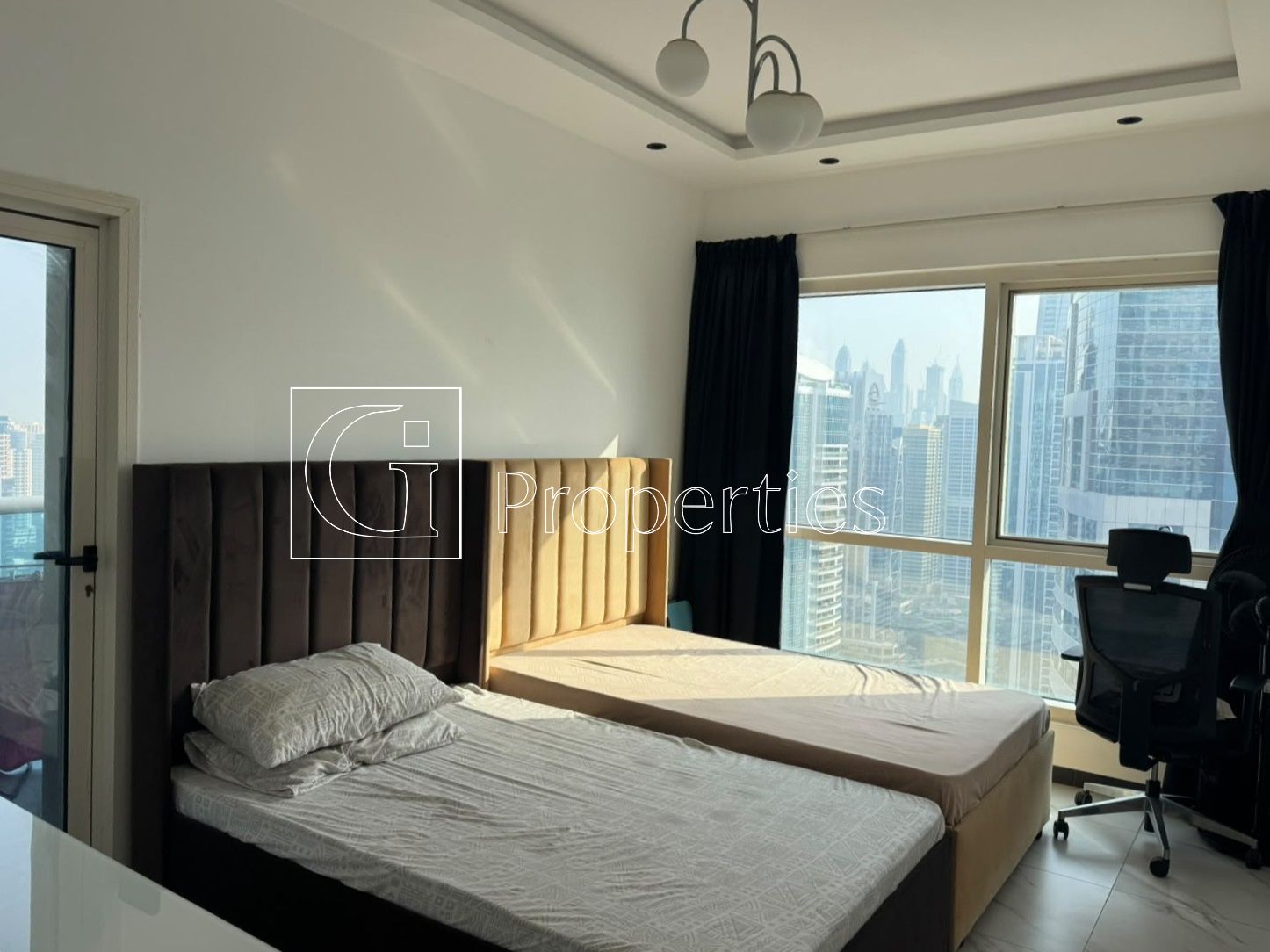 Upgraded | Furnished I Maid | High Floor - 6