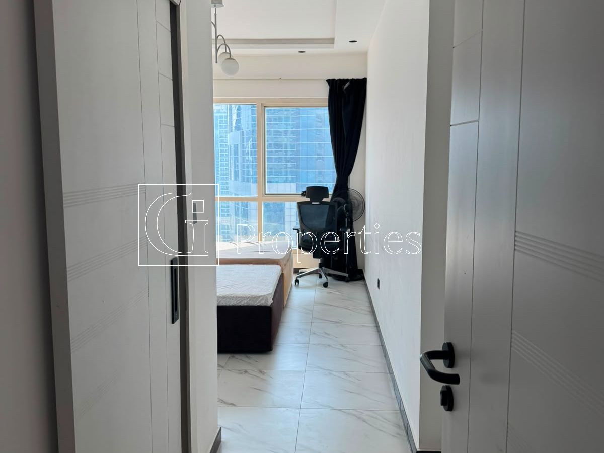 Upgraded | Furnished I Maid | High Floor - 9