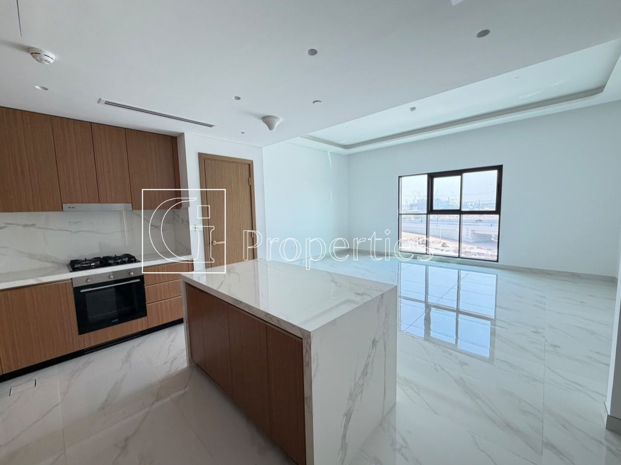 Vacant | 10% Discount for Cash Buyer | Pool View - 1