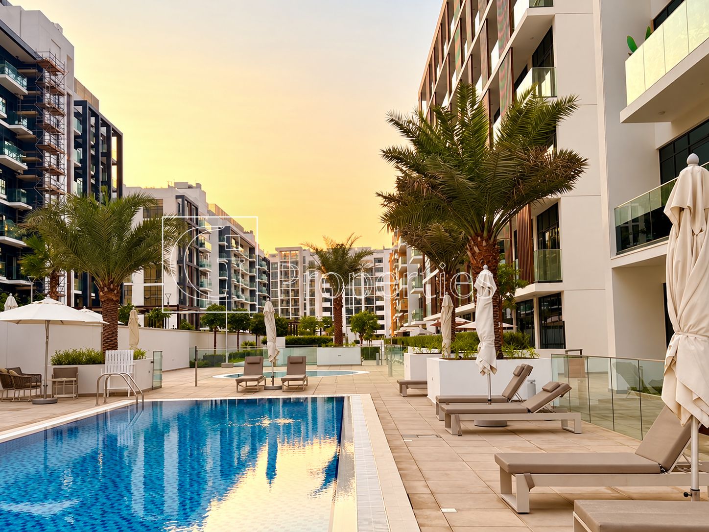 Partial Lagoon View | Luxury Furnished | Modern - 1