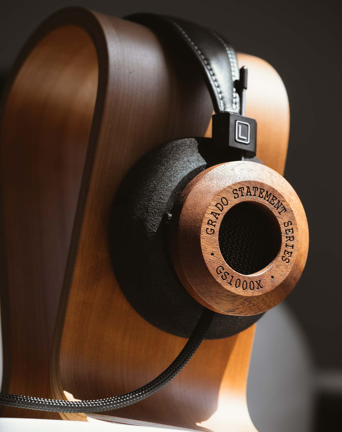editorial-4-sr80x.jpg