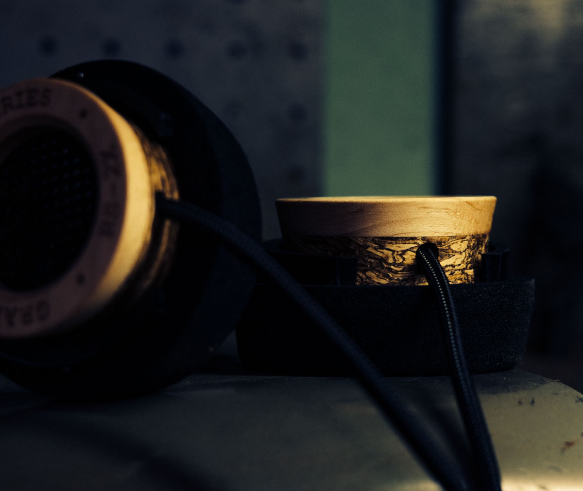 Grado Labs SR225x Headphones_1.jpeg