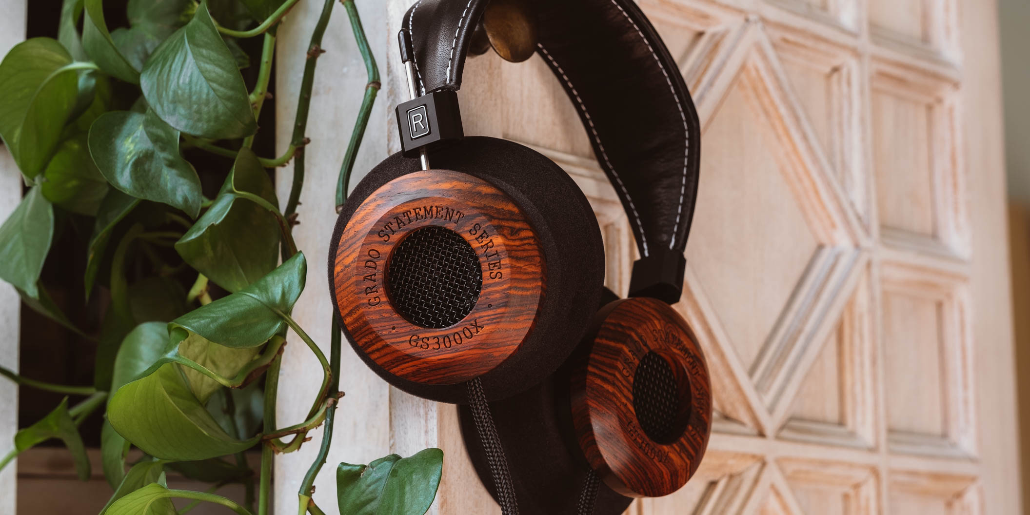 editorial-4-sr80x.jpg